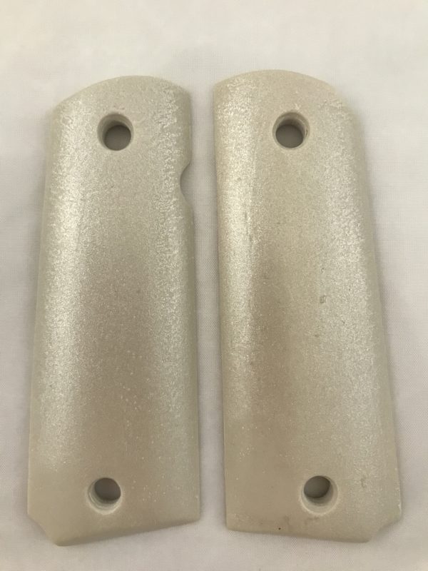 GOVERNMENT - FULL SIZE 1911 HANDGUN GRIP-PEARL ESSENCE