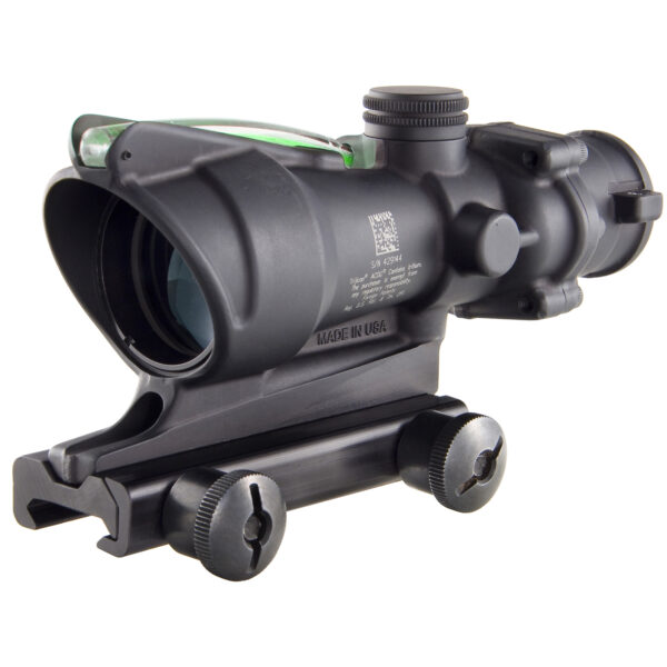 TRIJICON ACOG RIFLE SCOPE .223 RETICLE 4X32 MAGNIFICATION WITH GREEN CHEVRON